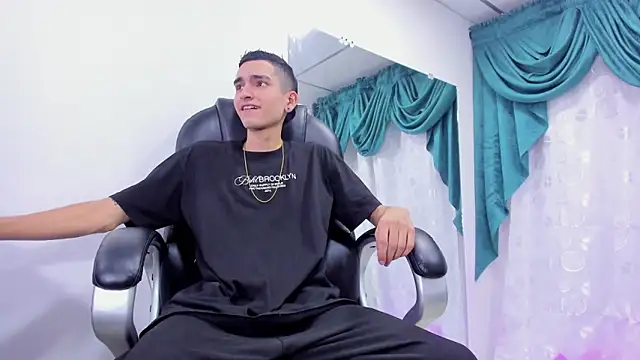 Ethan Booy online show from 01.14.25