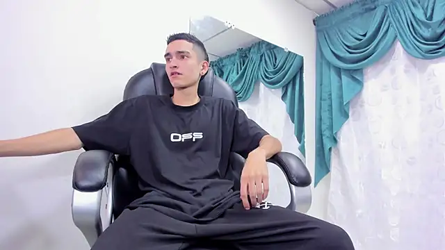 Ethan Booy online show from 01.22.25