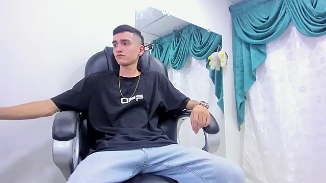 Ethan Booy online show from 01.30.25