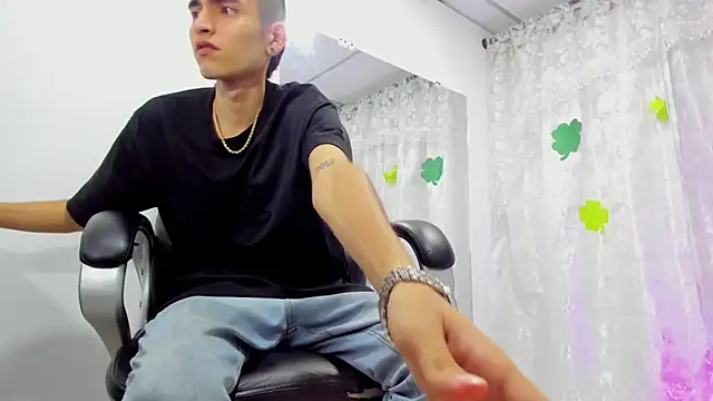 Ethan Booy online show from 03.21.25
