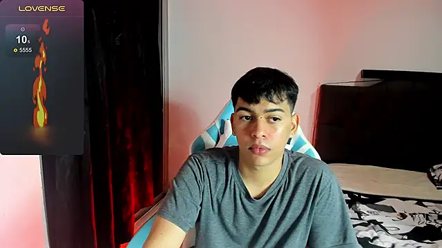 Snapshot of Franco_Rizzo_ chatting on 12.01.24 Franco Rizzo online show from 12.01.24