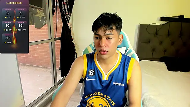 Snapshot of Franco_Rizzo_ chatting on 12.03.24 Franco Rizzo online show from 12.03.24