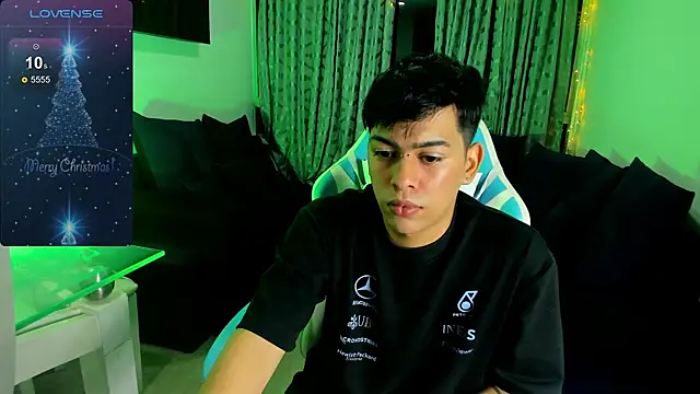 Snapshot of Franco_Rizzo_ chatting on 12.10.24 Franco Rizzo online show from 12.10.24