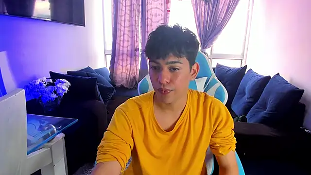 Snapshot of Franco_Rizzo_ chatting on 01.02.25 Franco Rizzo online show from 01.02.25