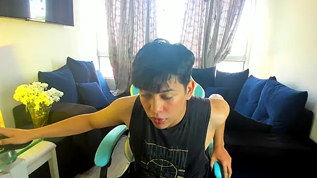 Snapshot of Franco_Rizzo_ chatting on 01.04.25 Franco Rizzo online show from 01.04.25