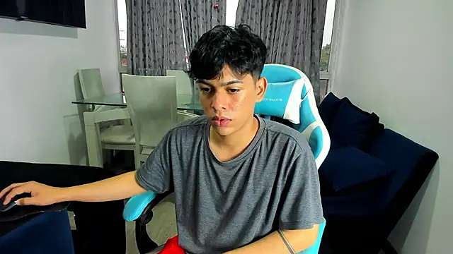 Snapshot of Franco_Rizzo_ chatting on 02.08.25 Franco Rizzo online show from 02.08.25