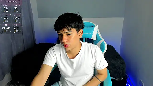 Snapshot of Franco_Rizzo_ chatting on 03.07.25 Franco Rizzo online show from 03.07.25