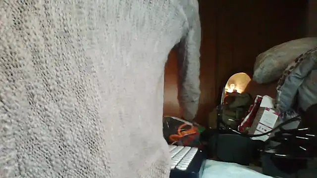 SmokeShow686 online show from 12.22.24