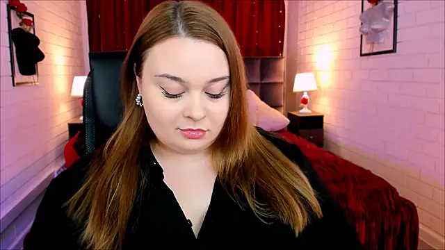 Snapshot of KimberlyMaran chatting on 11.24.25 KimberlyMaran online show from 11.24.25