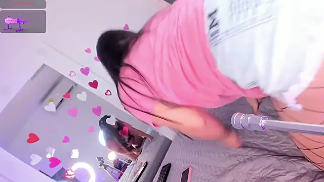 Hilary Smile  online show from 03.16.25