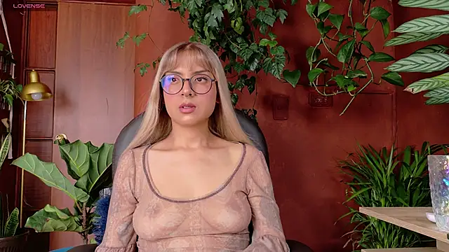 Yeriawaddell  online show from 05.19.26