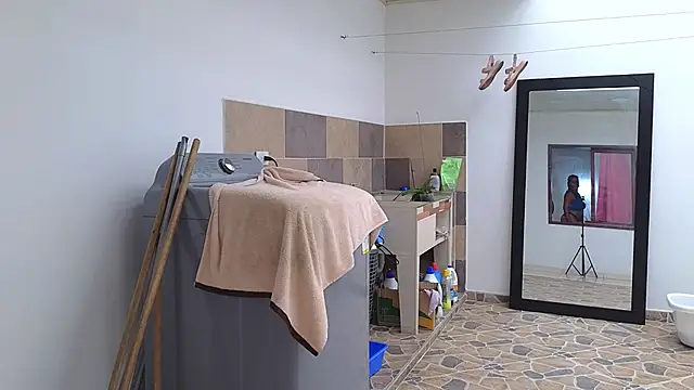 tatiana big ass boobs online show from 10.28.25