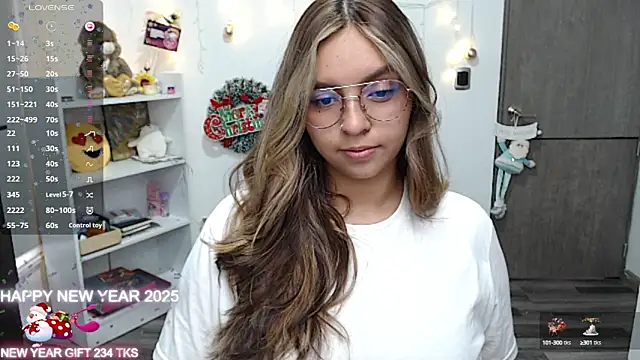 Snapshot of Valery7rose_ chatting on 01.05.25 Valery7rose online show from 01.05.25