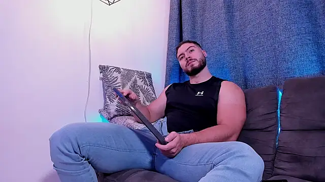 SebastianVilla  online show from 02.11.25