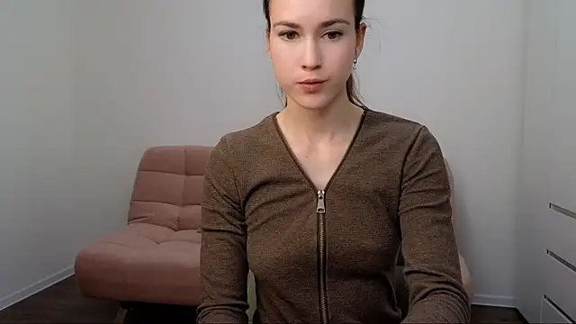 AliciaNewell online show from 12.13.24
