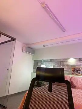 Snapshot of Emilia_Bakerr chatting on 12.29.24 Emilia Bakerr online show from 12.29.24