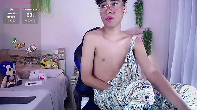 huge armound online show from 09.25.25