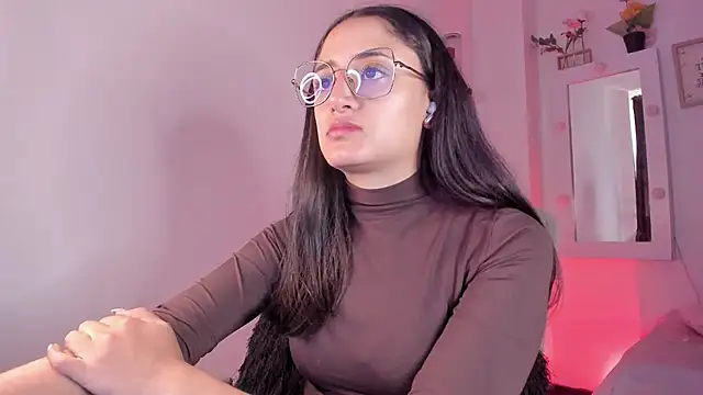  Caroliinee  online show from 09.24.25