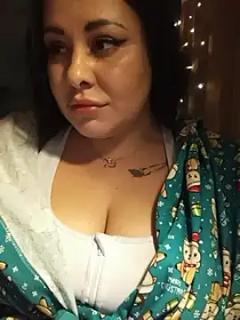 DaisyStreet online show from 12.25.24