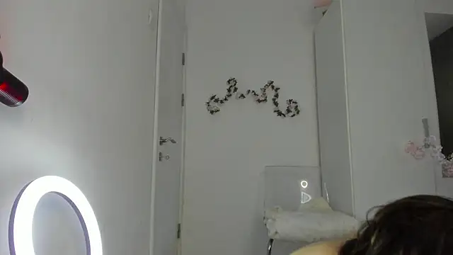 KaylaLaine online show from 09.22.25