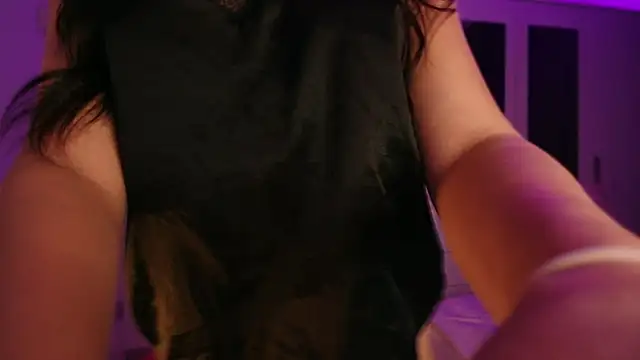 KaylaLaine online show from 10.06.25