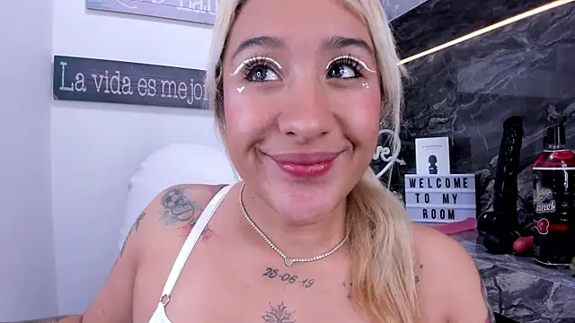 miss danika online show from 12.30.24