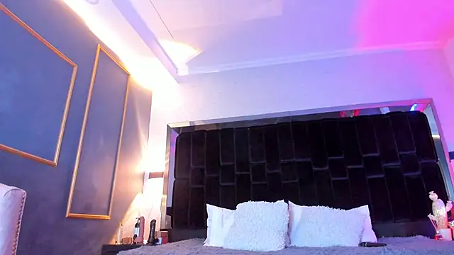 NikkySmiith online show from 01.28.25