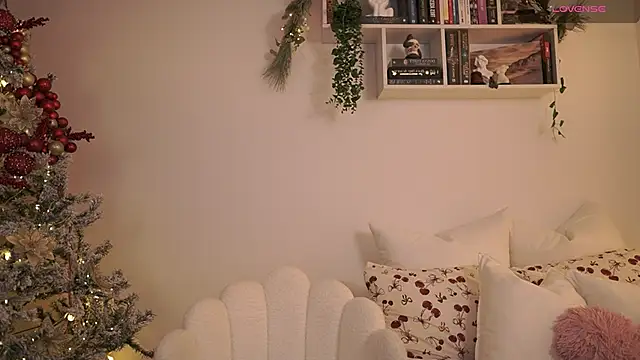 EmilyxRose - online show from 12.17.24