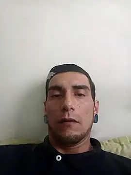 Snapshot of Bogotano1312 chatting on 10.26.25 Bogotano1312 online show from 10.26.25