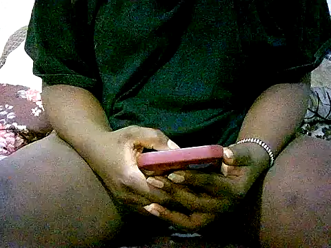 Snapshot of honeypotsweet chatting on 10.15.25 honeypotsweet online show from 10.15.25