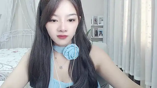 Snapshot of Jenny-Z chatting on 06.24.26 Jenny-Z online show from 06.24.26