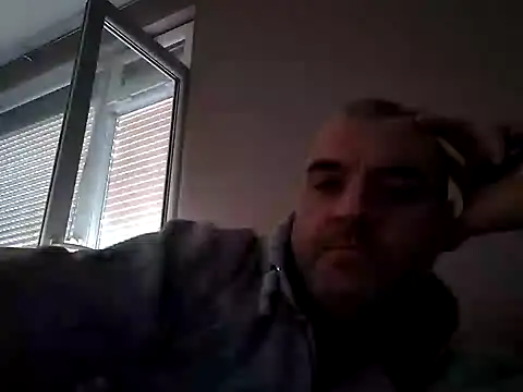 Snapshot of LSD669 chatting on 01.29.25 LSD669 online show from 01.29.25