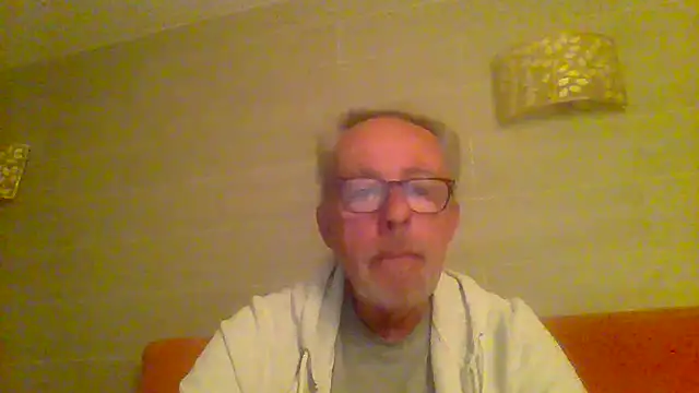 tuggy59 online show from 04.13.26