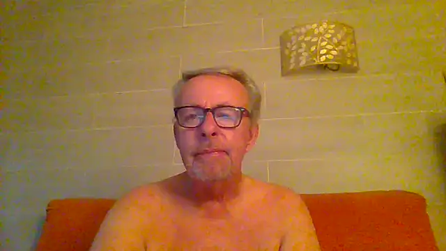 Snapshot of tuggy59 chatting on 06.27.26 tuggy59 online show from 06.27.26