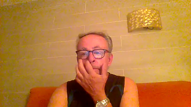 Snapshot of tuggy59 chatting on 06.28.26 tuggy59 online show from 06.28.26