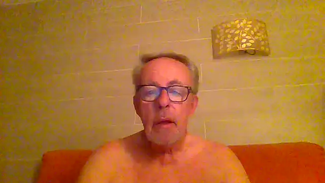 Snapshot of tuggy59 chatting on 07.01.26 tuggy59 online show from 07.01.26