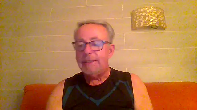 Snapshot of tuggy59 chatting on 07.16.26 tuggy59 online show from 07.16.26