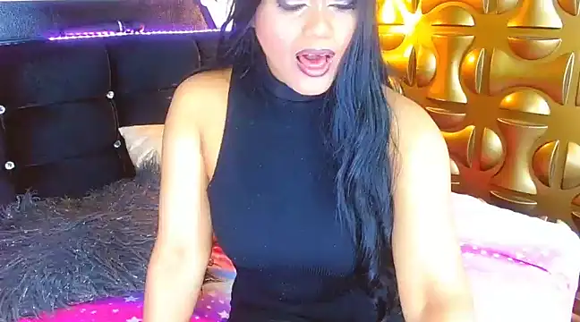 Snapshot of black_ambar chatting on 01.12.25 black ambar online show from 01.12.25