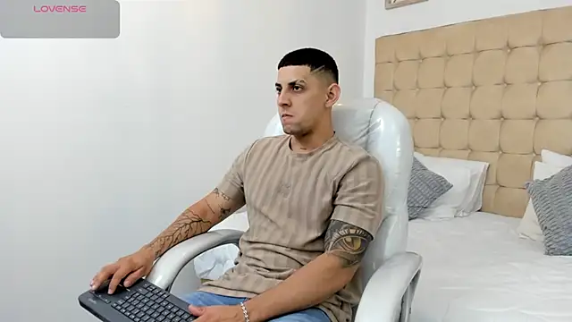 Alex cute77 online show from 01.06.26