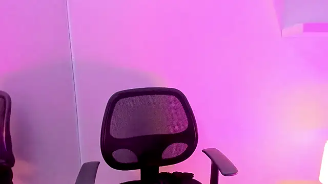 Gloomydoll online show from 12.03.25