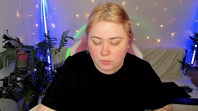 Akemi BBW online show from 01.19.25