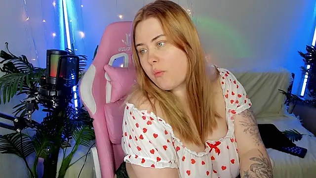 Akemi BBW online show from 01.22.25