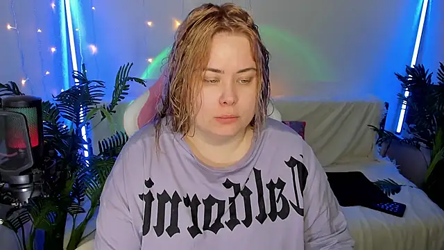 Akemi BBW online show from 01.24.25