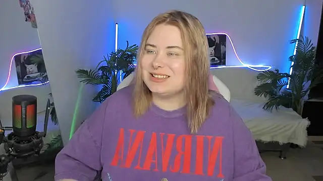 Akemi BBW online show from 03.08.25