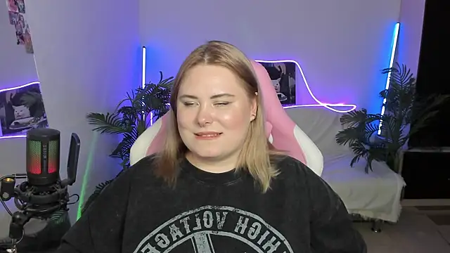 Akemi BBW online show from 03.14.25