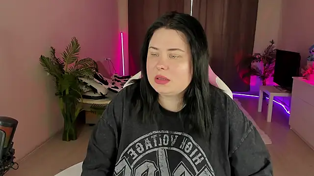 Akemi BBW online show from 09.19.25