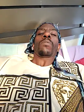 icyMike43 online show from 04.25.26