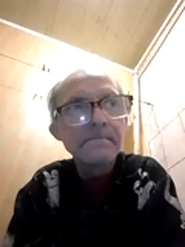 Snapshot of oksana722 chatting on 10.25.25 oksana722 online show from 10.25.25