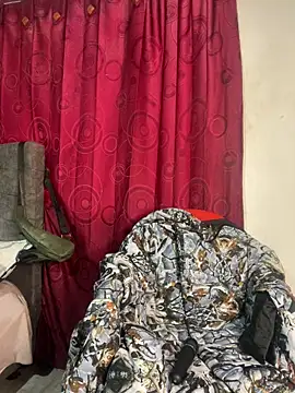 zoe adhara online show from 10.30.25