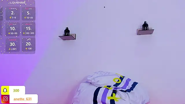 Anette  online show from 10.13.25